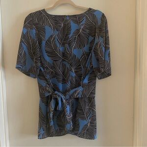 Nine West Blue & Black Leaf Print Tie-Front Blouse Size Large